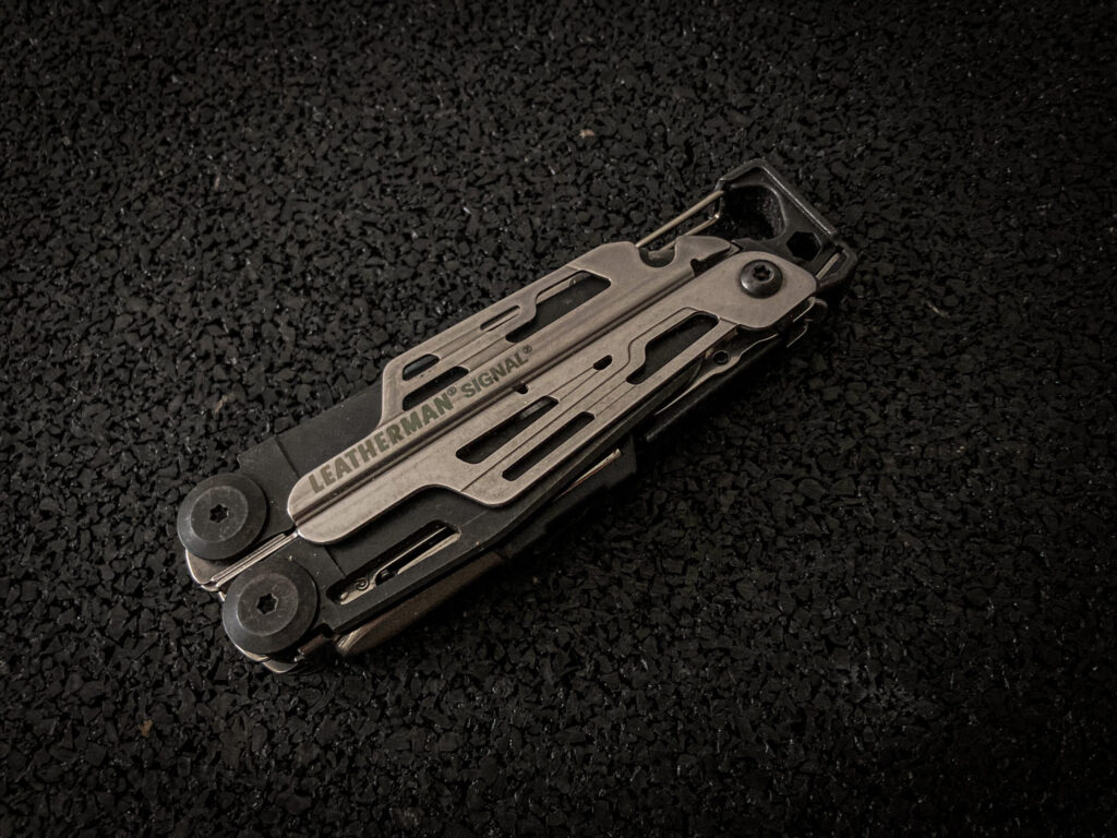 Leatherman Signal