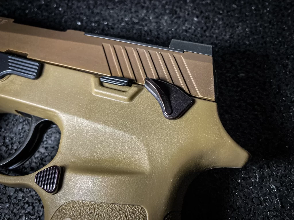 Pojistka Sig Sauer P320 M17